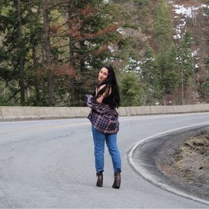 Meet your Posher, Danesa